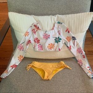 Never worn! O’Neill Little Girls 2 Piece Swimsuit, size 5